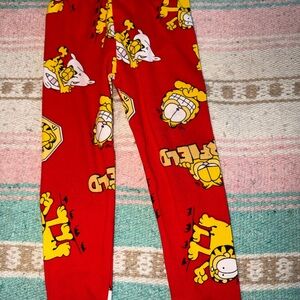 Toddler Garfield leggings size 2. Great condition.